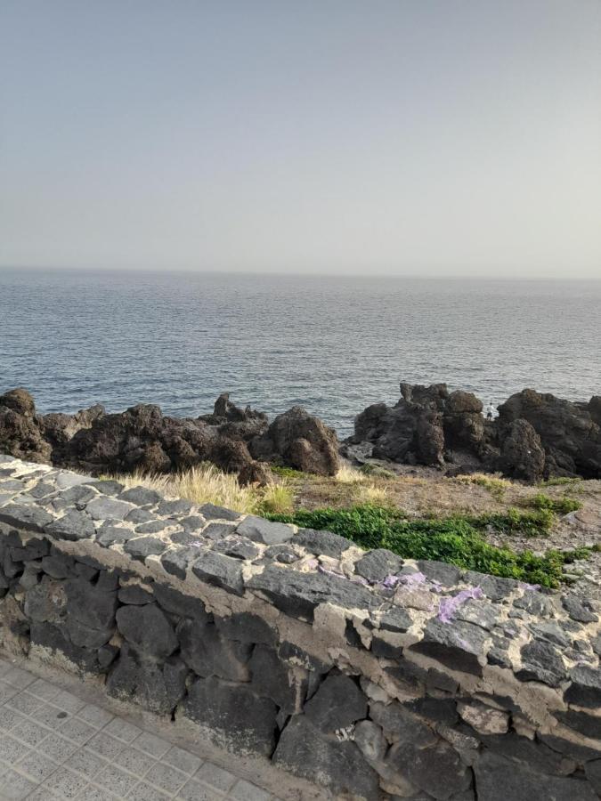 Los Abrigos 2 Apartments Guest House Ocean Relax, Wifi, Playas Bagian luar foto