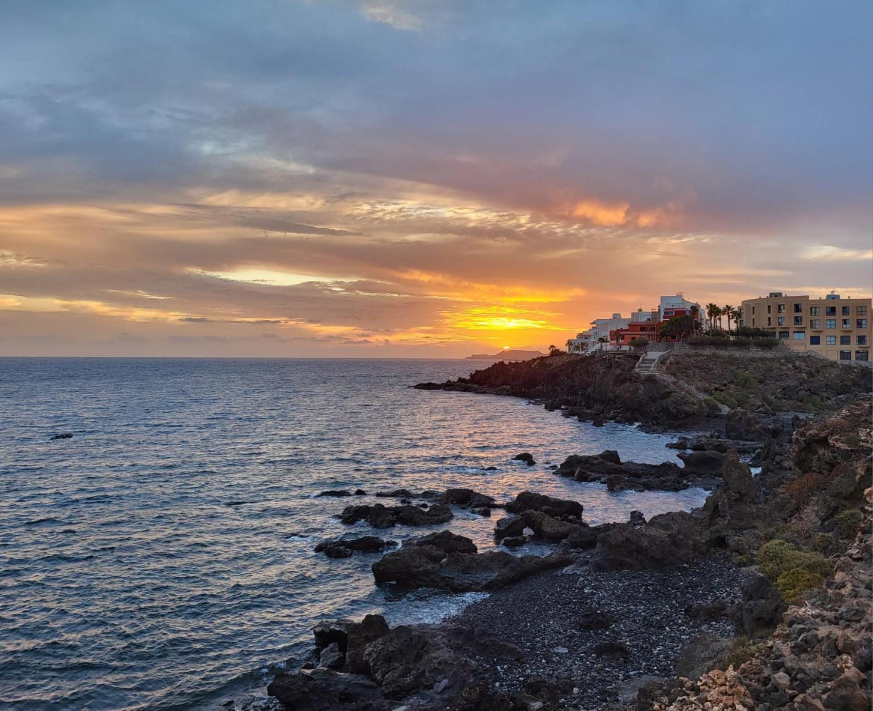 Los Abrigos 2 Apartments Guest House Ocean Relax, Wifi, Playas Bagian luar foto